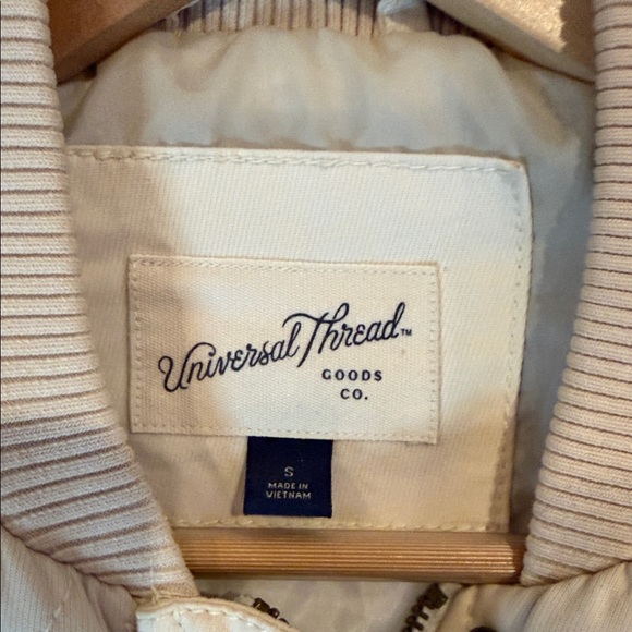 Cream Bomber Jacket Universal Thread - Picture 2 of 2